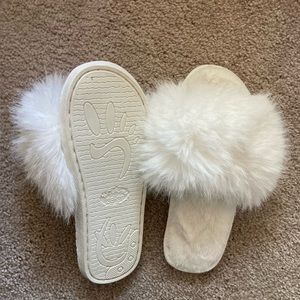 Faux Fur White Bridal Slippers